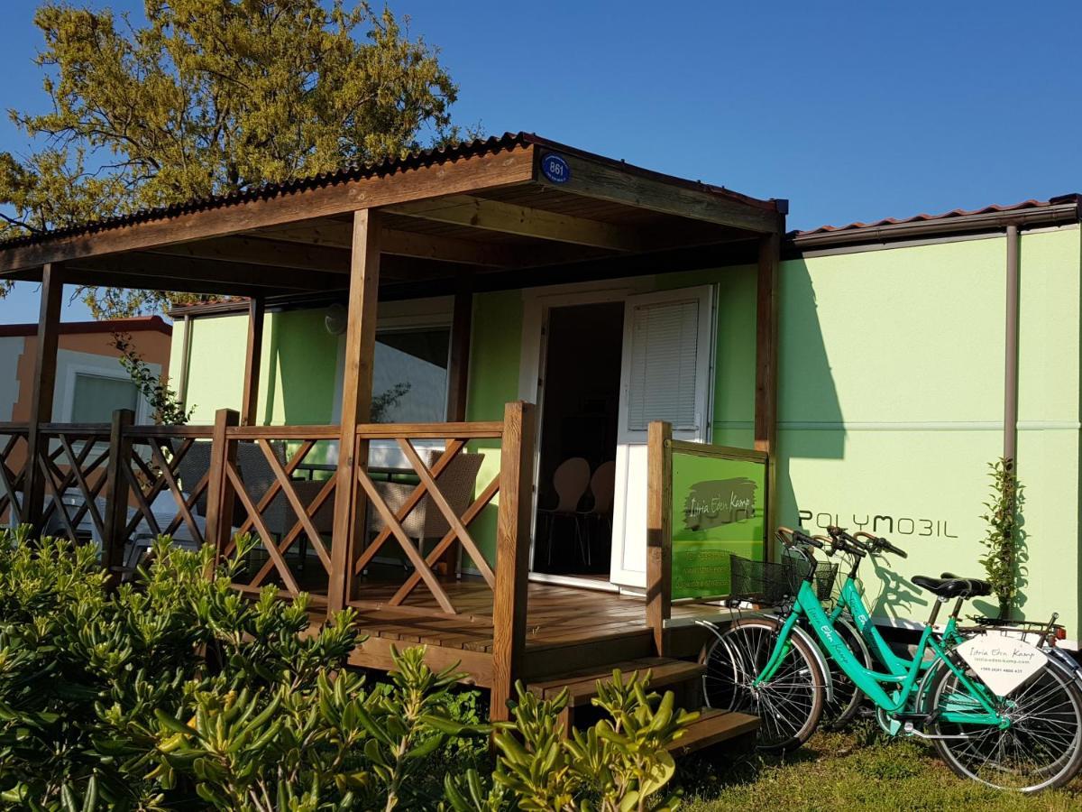 Naturist Mobile Homes Eden In Fkk Ulika Пореч Екстериор снимка