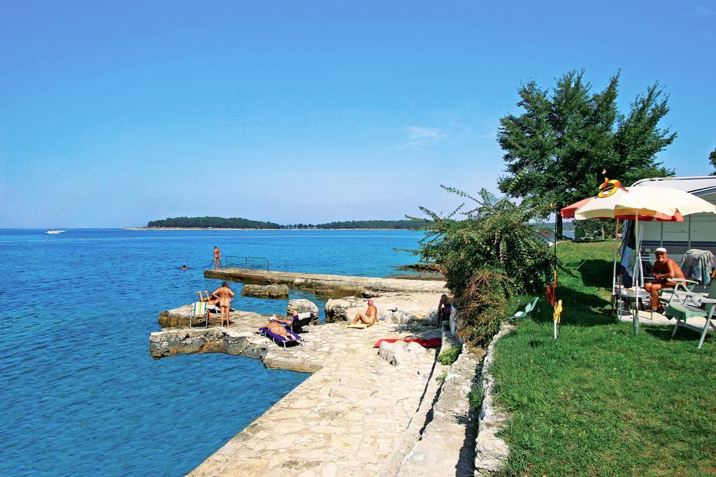 Naturist Mobile Homes Eden In Fkk Ulika Пореч Екстериор снимка